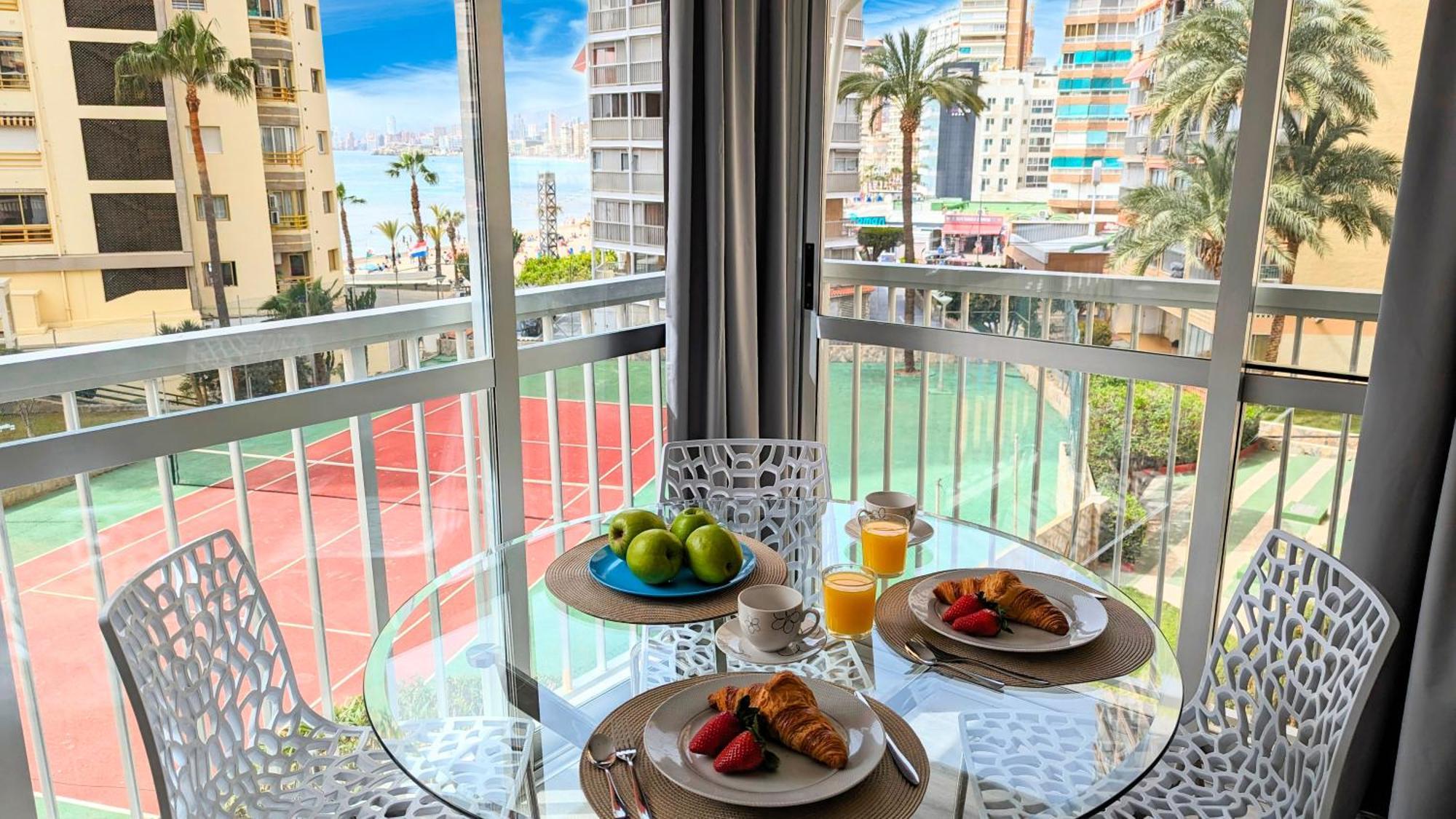 Carabelas Levante Beach Apartment Benidorm Eksteriør billede